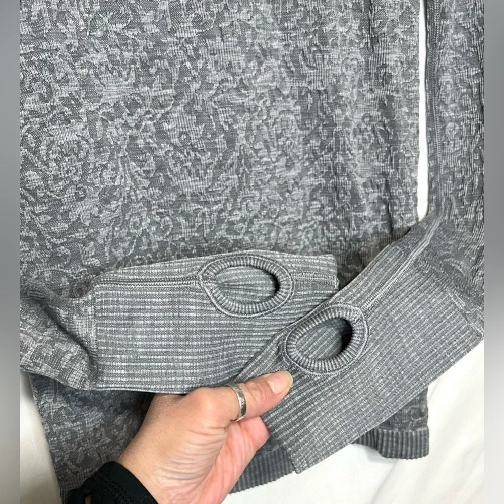 Lululemon Rest Less Pullover Long Sleeve Thumb Holes Activewear Running Layer